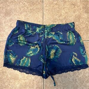 Shimera Multicolor Feather Print Shorts